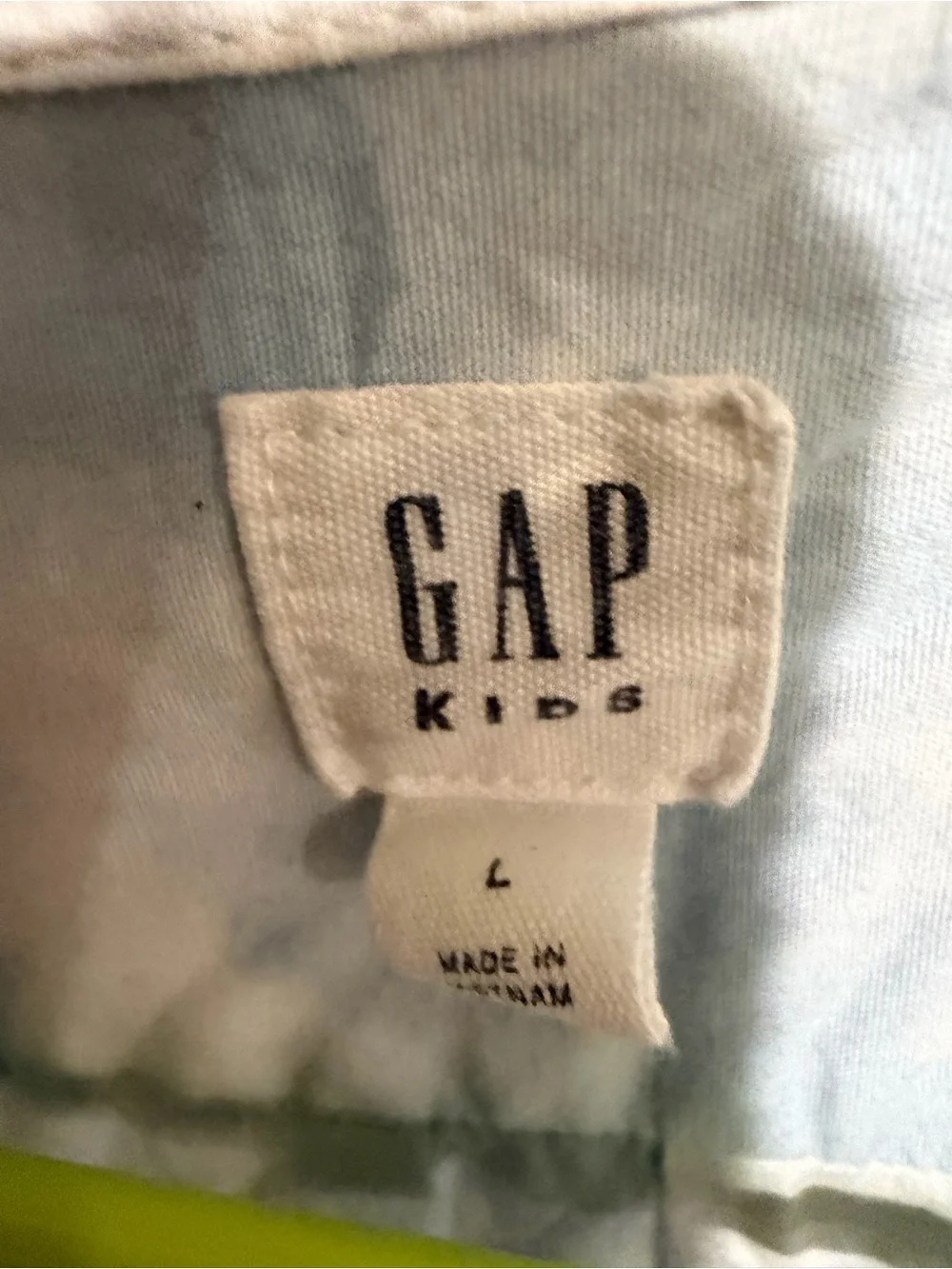GAP Men's Short-Sleeve Cloud Wash Button-Down Shirt - Light Blue & White